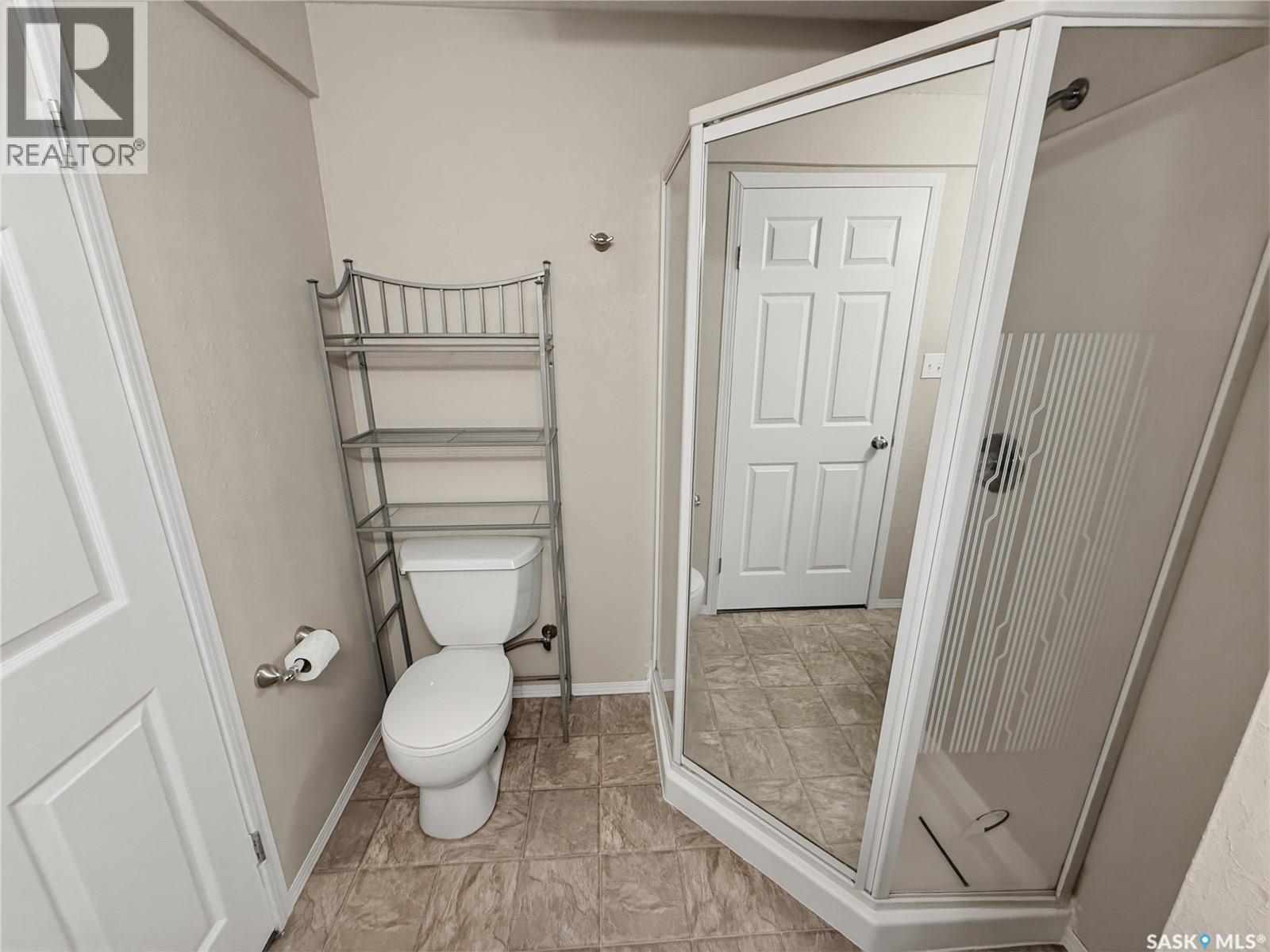 533 Palliser Drive, Swift Current, Saskatchewan  S9H 5C6 - Photo 33 - SK033310