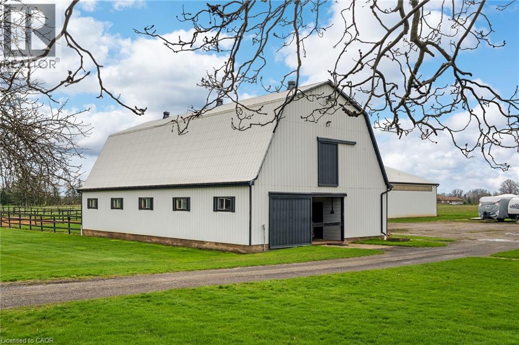 2223 Hall Road, Binbrook, Ontario  L0R 1C0 - Photo 32 - 40820570