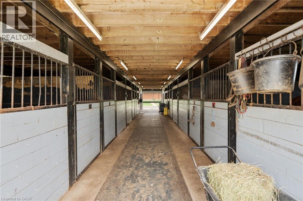 2223 Hall Road, Binbrook, Ontario  L0R 1C0 - Photo 36 - 40820570