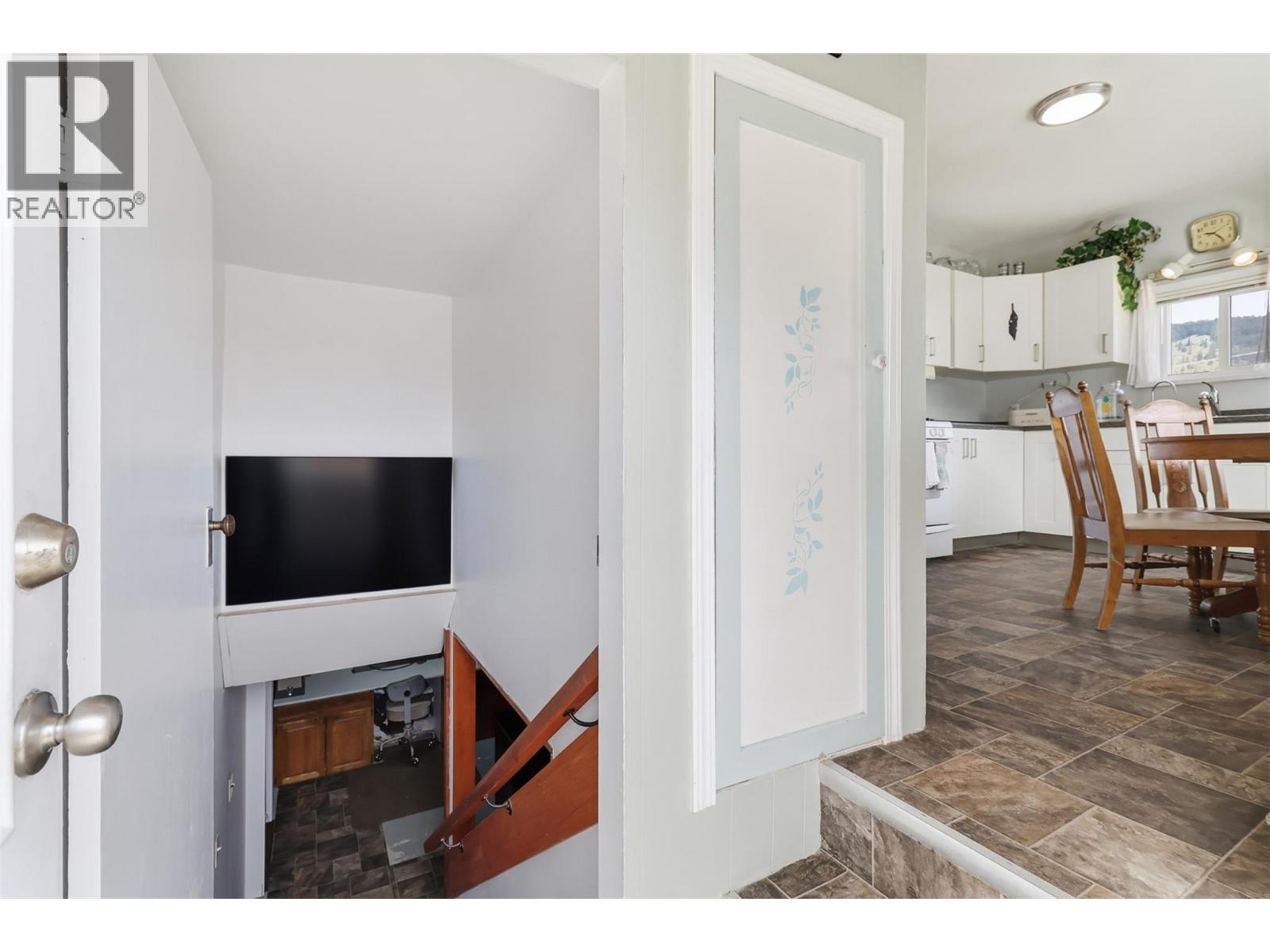 314 Wilson Street, Chase, British Columbia  V0E 1M0 - Photo 20 - 10384241