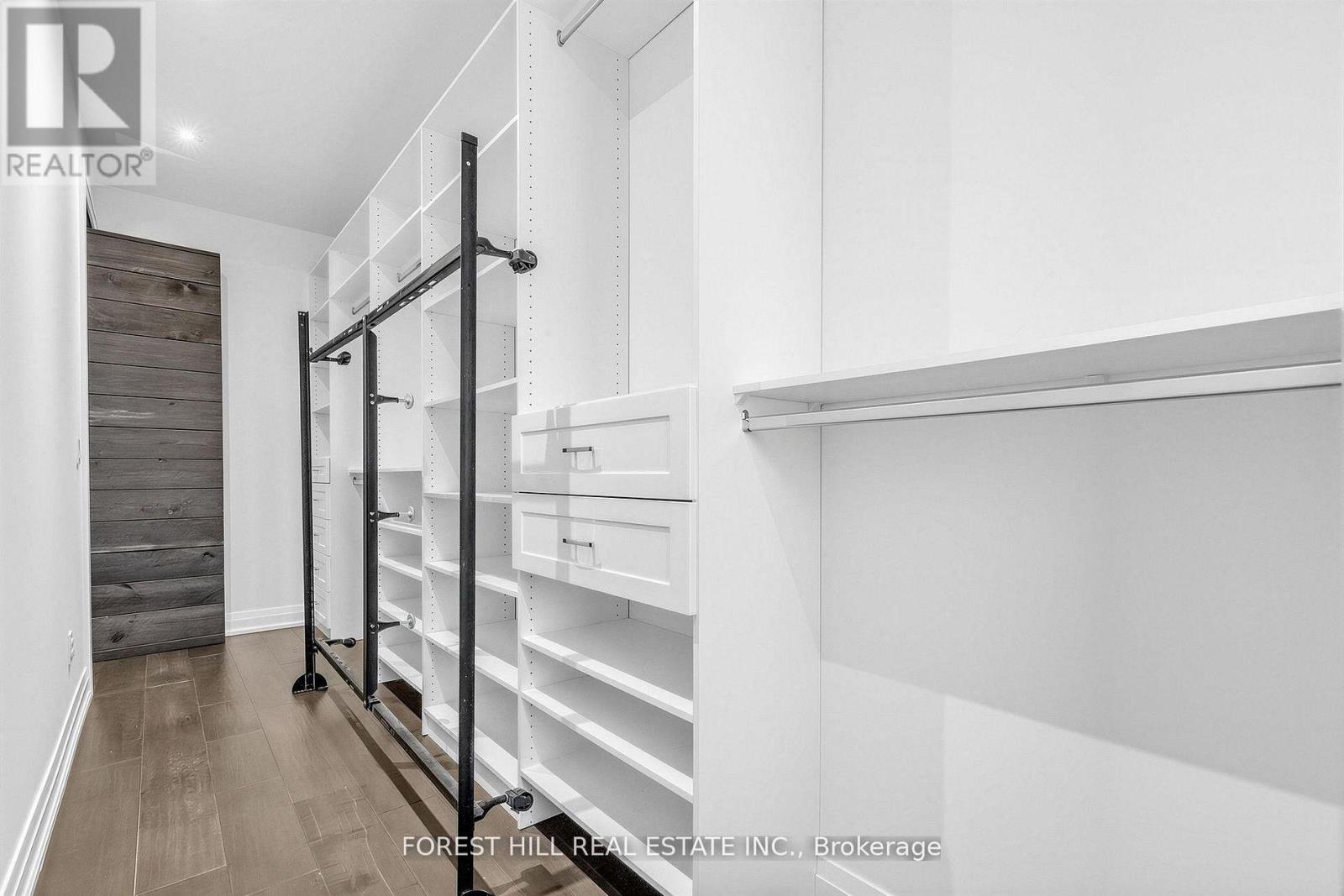 41 Invermay Avenue, Toronto, Ontario  M3H 1Z1 - Photo 25 - C13024474