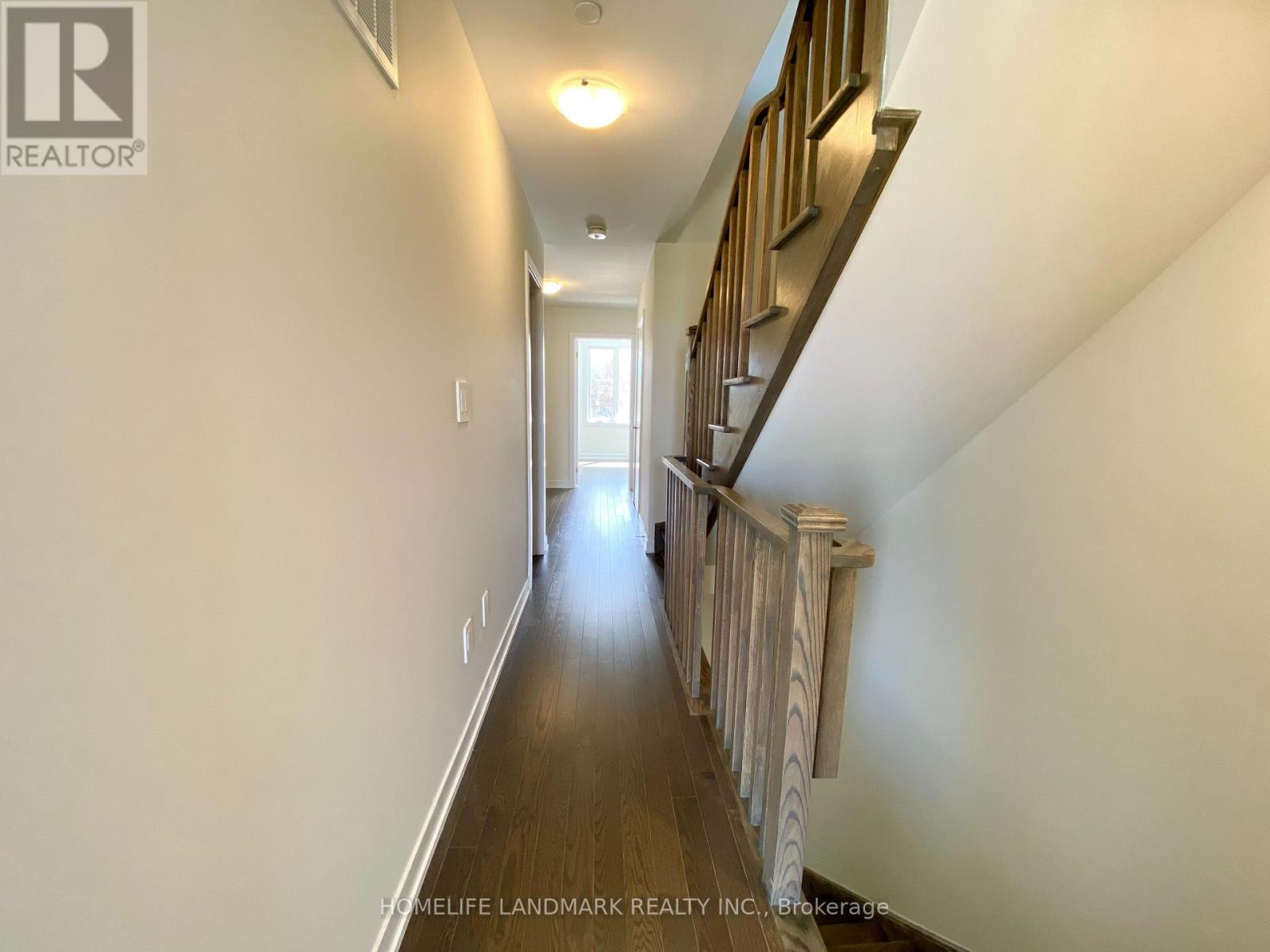 Main - 416 Lawrence Heights Way, Toronto, Ontario  M6A 2M3 - Photo 20 - C13026192