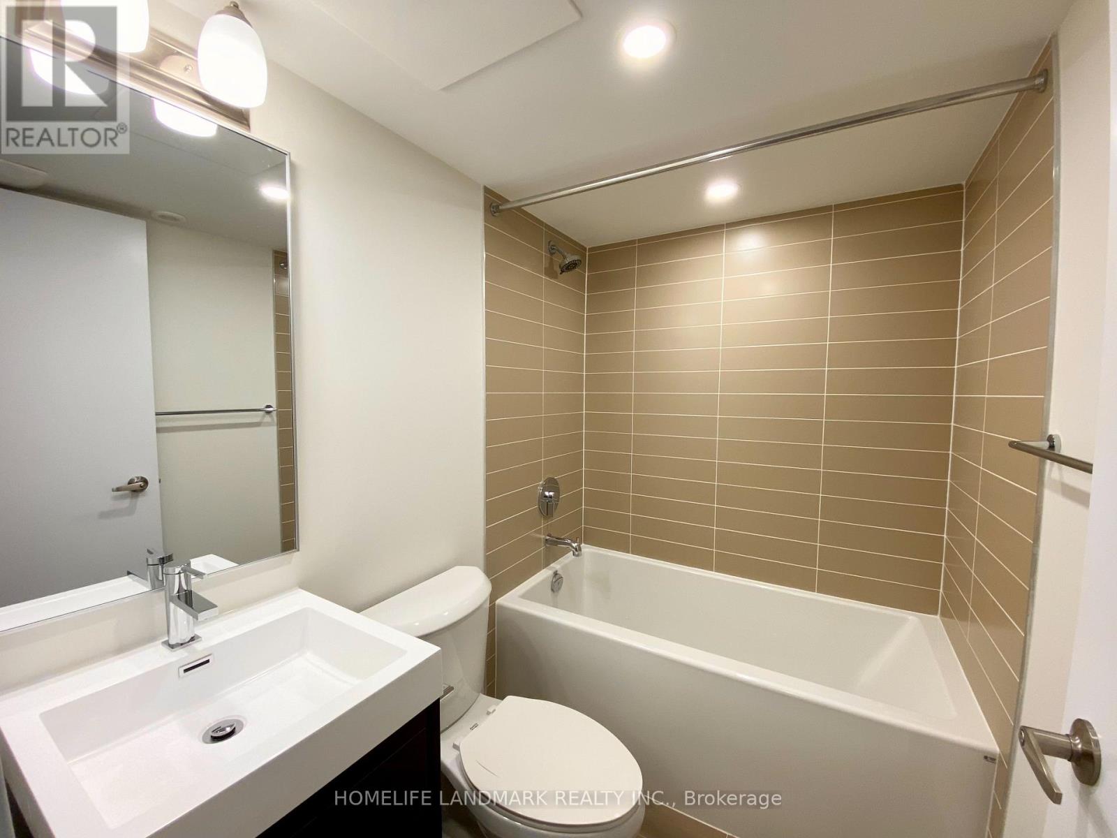 Basement - 416 Lawrence Heights Way, Toronto, Ontario  M6A 2M3 - Photo 21 - C13026200