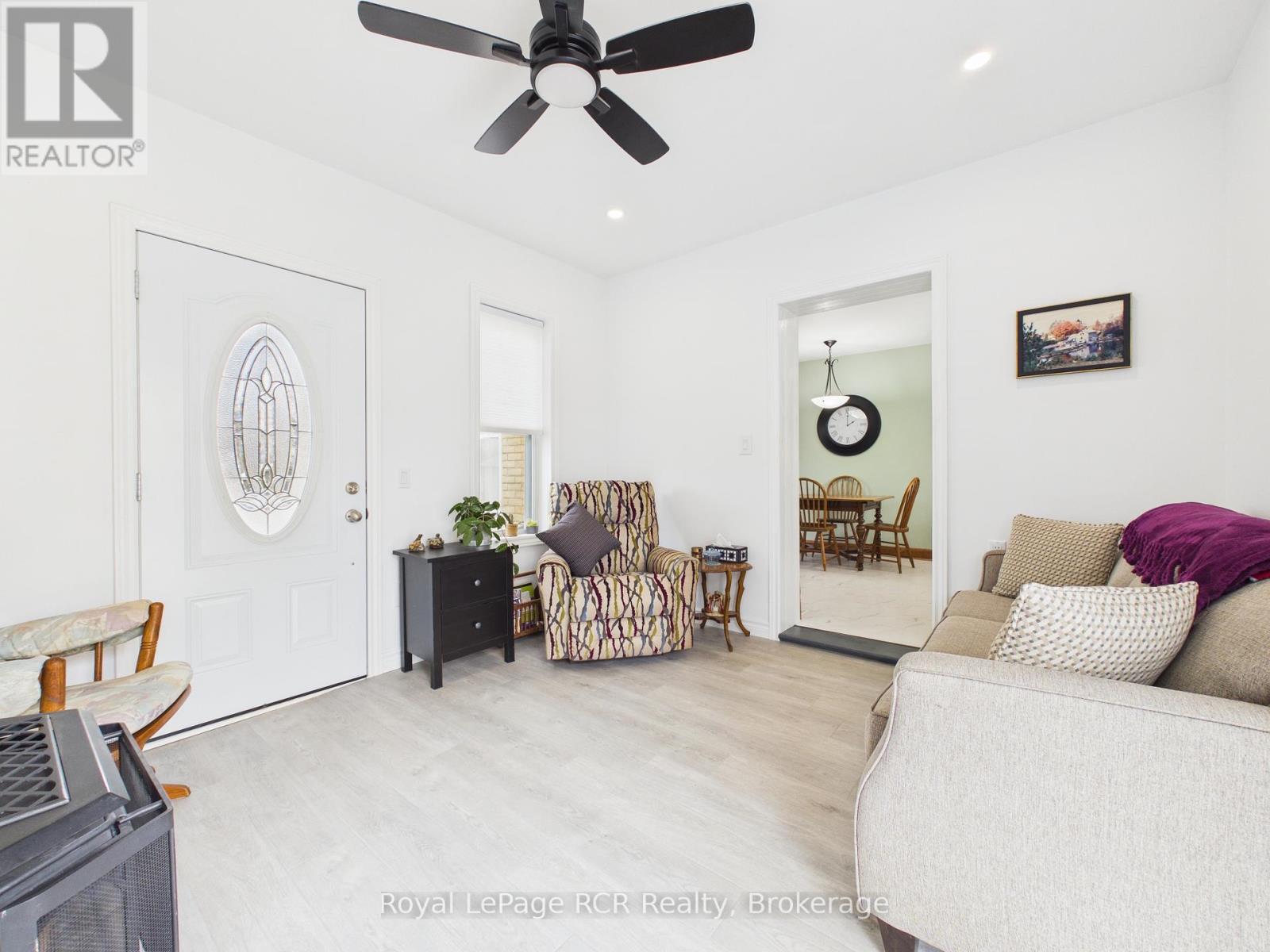 45 Clyde Street, Morris Turnberry, Ontario  N0G 1G0 - Photo 5 - X13026996