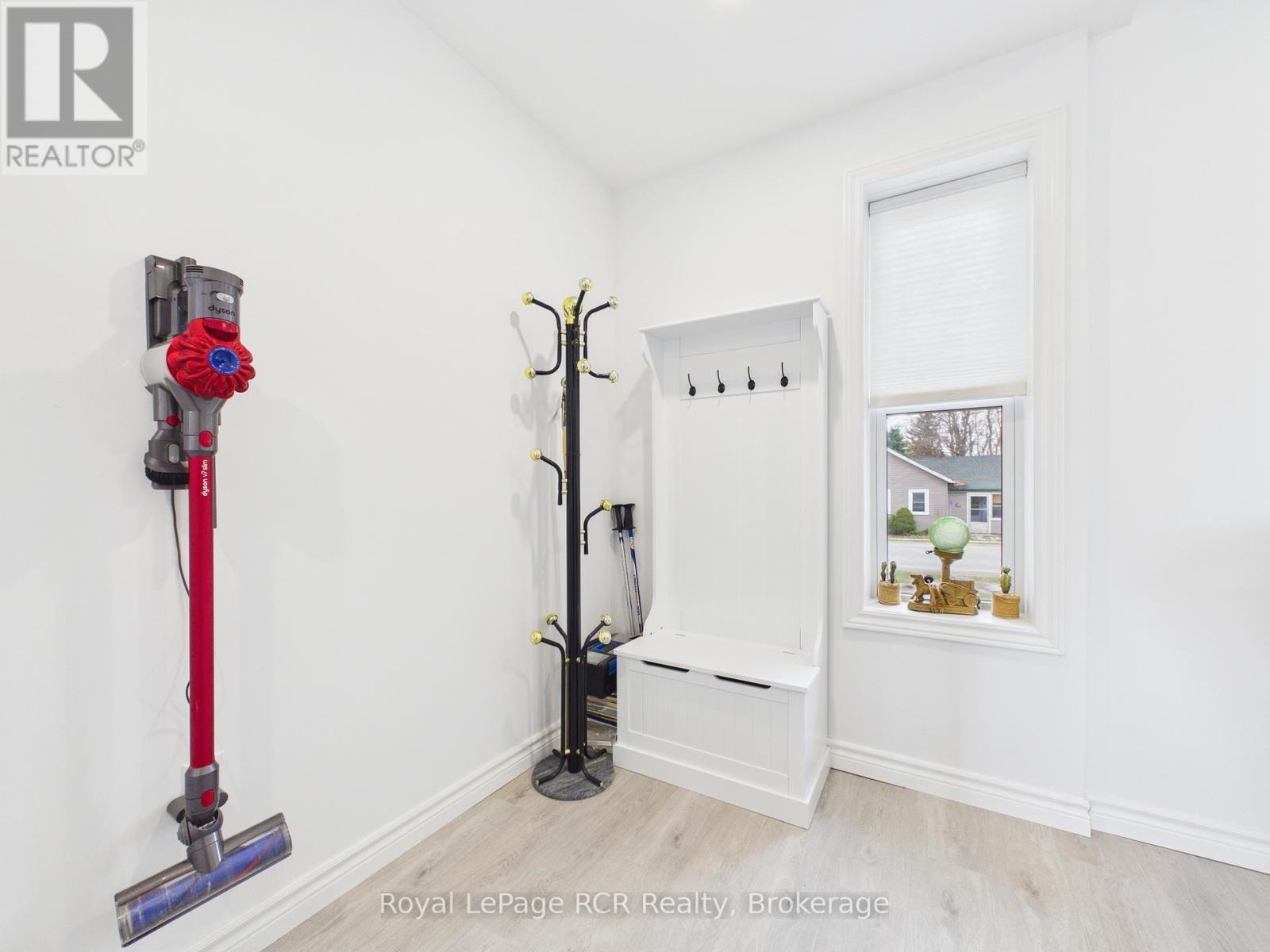 45 Clyde Street, Morris Turnberry, Ontario  N0G 1G0 - Photo 8 - X13026996