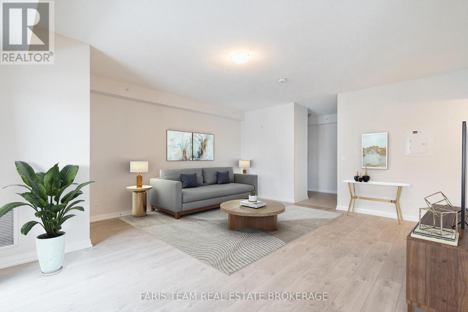 211 - 20 Koda Street, Barrie, Ontario  L9J 0J7 - Photo 14 - S12970182