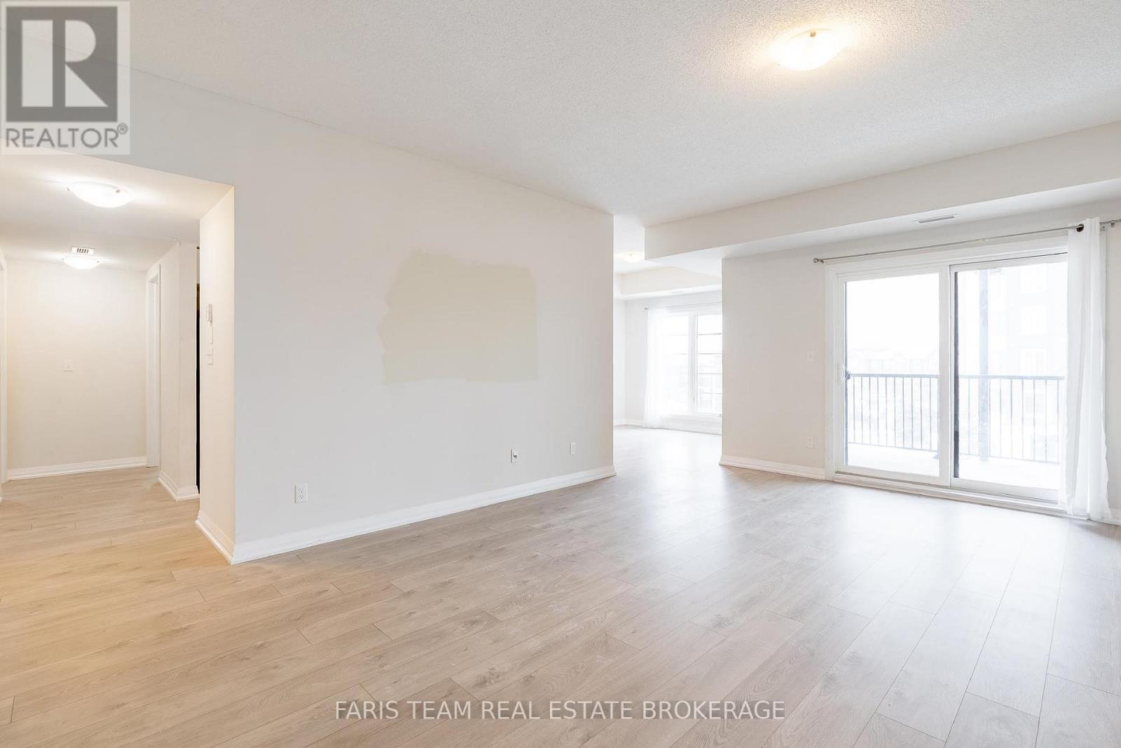 211 - 20 Koda Street, Barrie, Ontario  L9J 0J7 - Photo 16 - S12970182