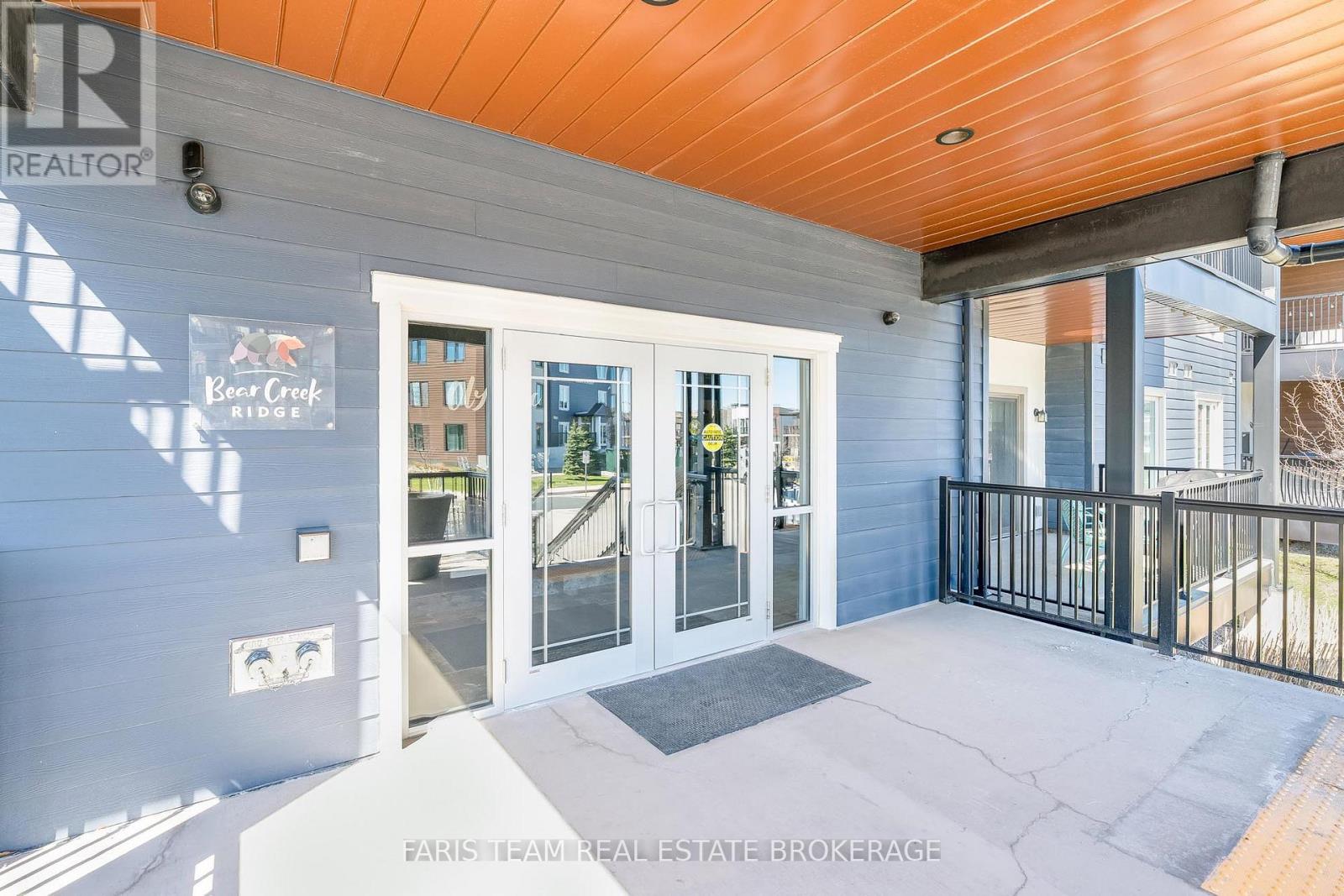 211 - 20 Koda Street, Barrie, Ontario  L9J 0J7 - Photo 3 - S12970182