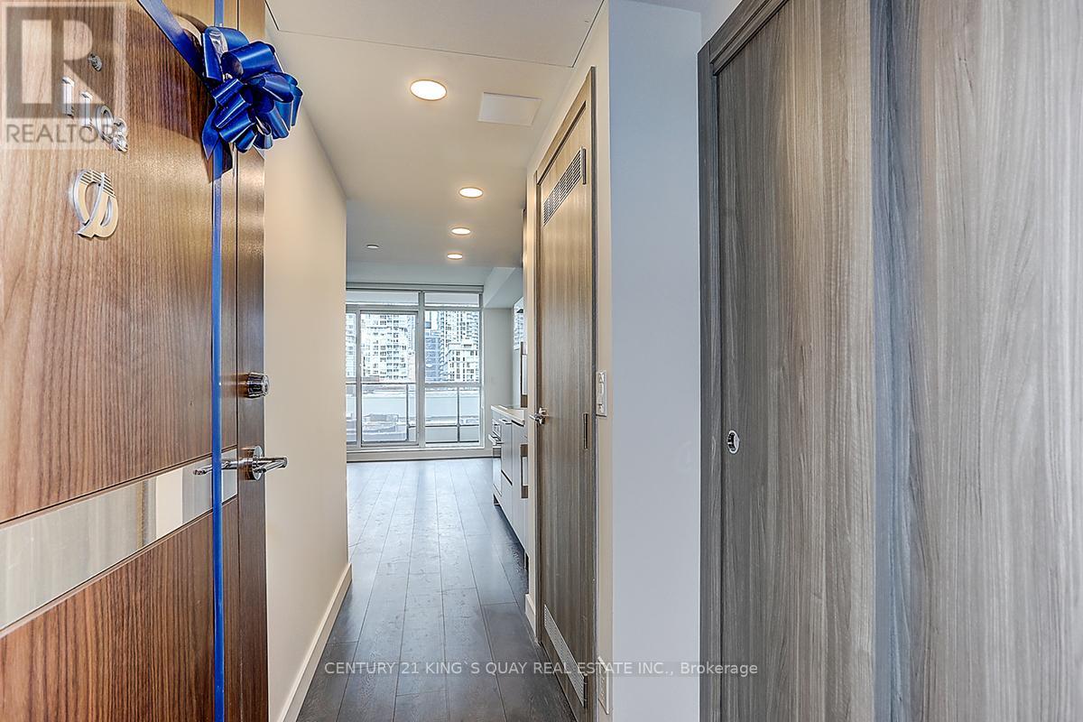 1103 - 38 Widmer Street, Toronto, Ontario  M5V 2E9 - Photo 5 - C13026902