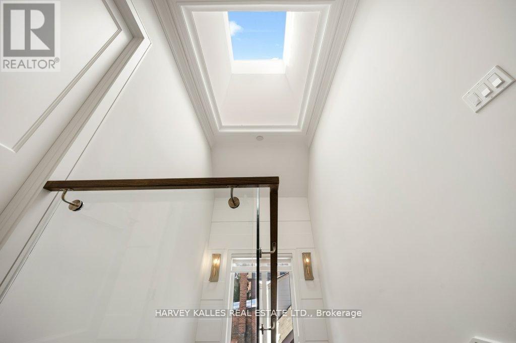 20 Walker Road, Toronto, Ontario  M2N 2K3 - Photo 23 - C13026912