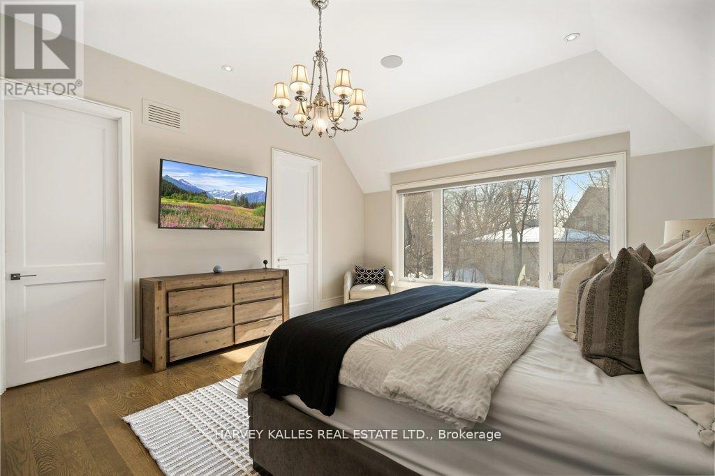 20 Walker Road, Toronto, Ontario  M2N 2K3 - Photo 25 - C13026912