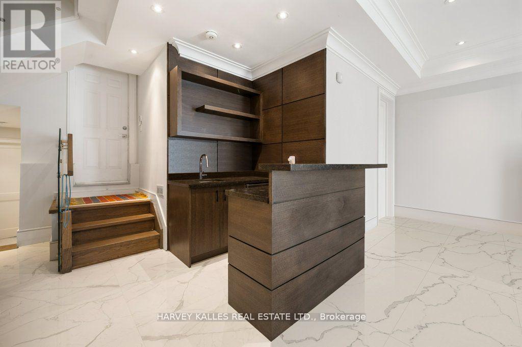 20 Walker Road, Toronto, Ontario  M2N 2K3 - Photo 37 - C13026912