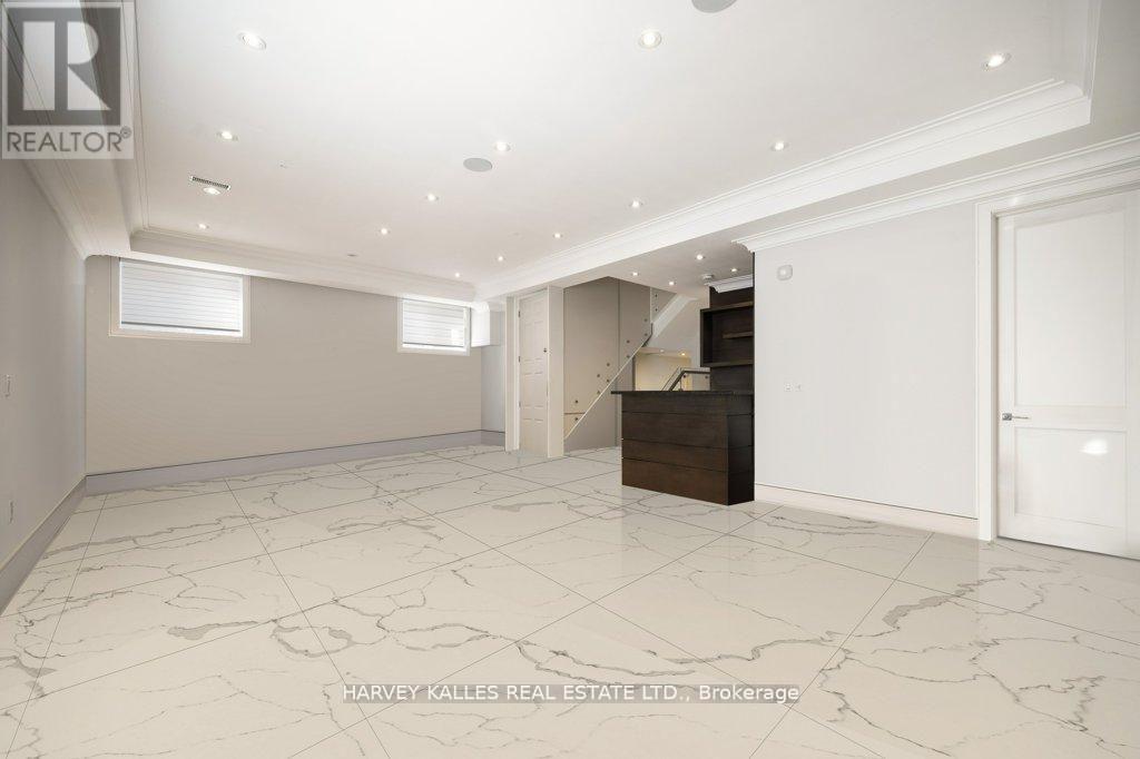 20 Walker Road, Toronto, Ontario  M2N 2K3 - Photo 38 - C13026912