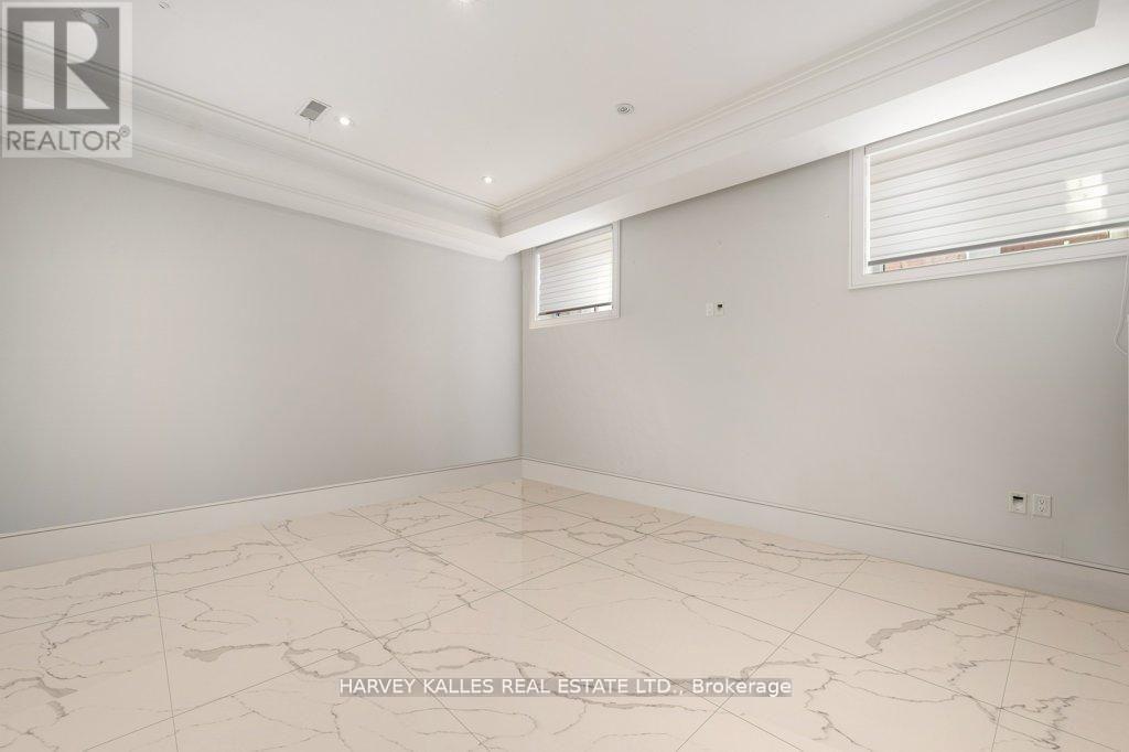 20 Walker Road, Toronto, Ontario  M2N 2K3 - Photo 40 - C13026912