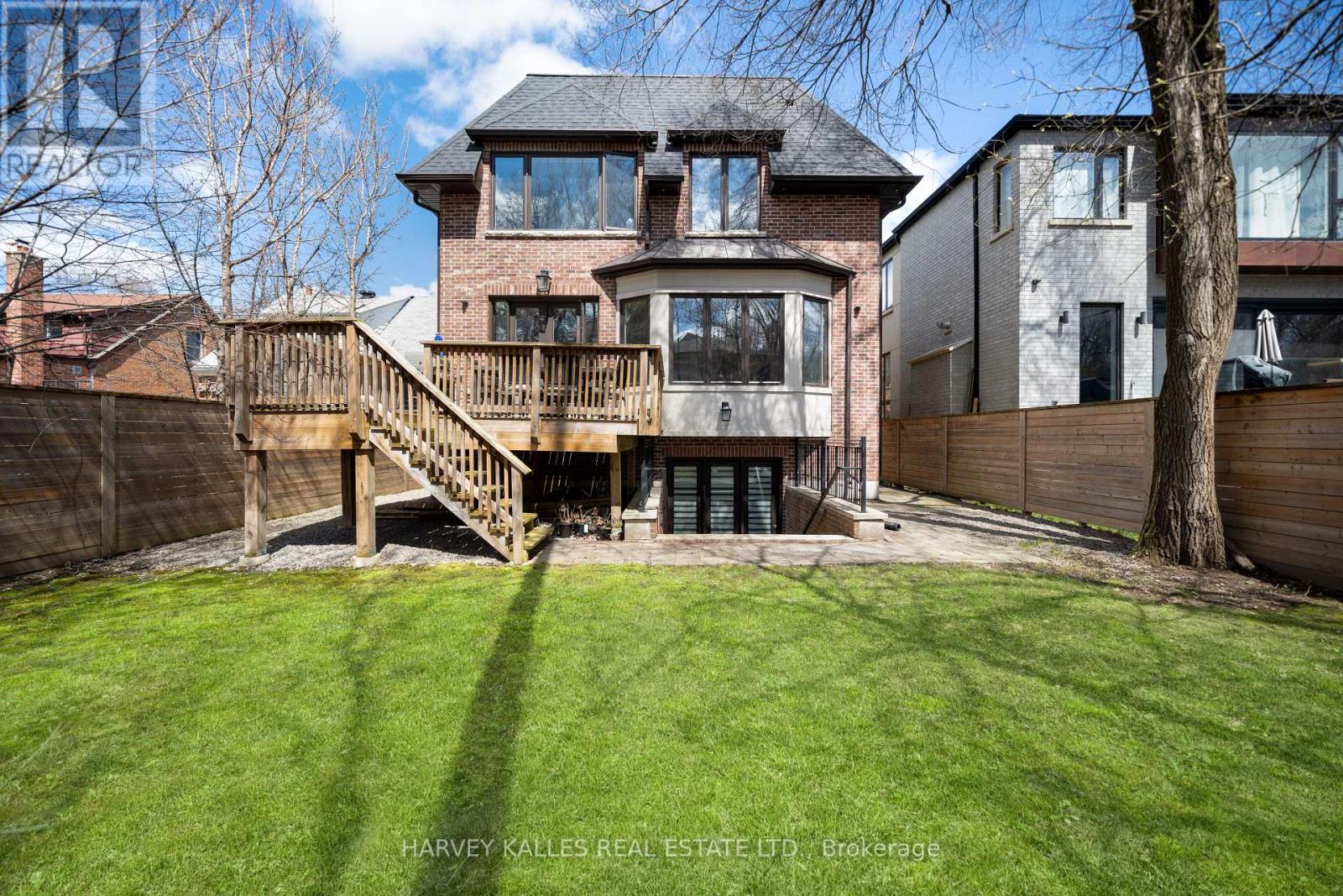 20 Walker Road, Toronto, Ontario  M2N 2K3 - Photo 47 - C13026912