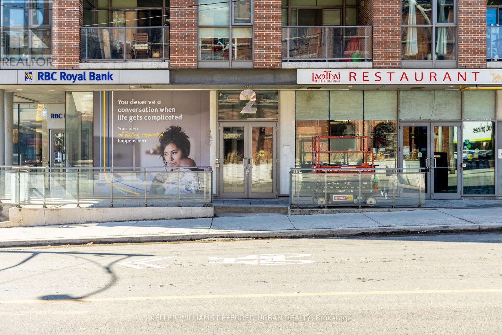 208 - 2 Gladstone Avenue, Toronto, Ontario  M6J 0B2 - Photo 3 - C13026972