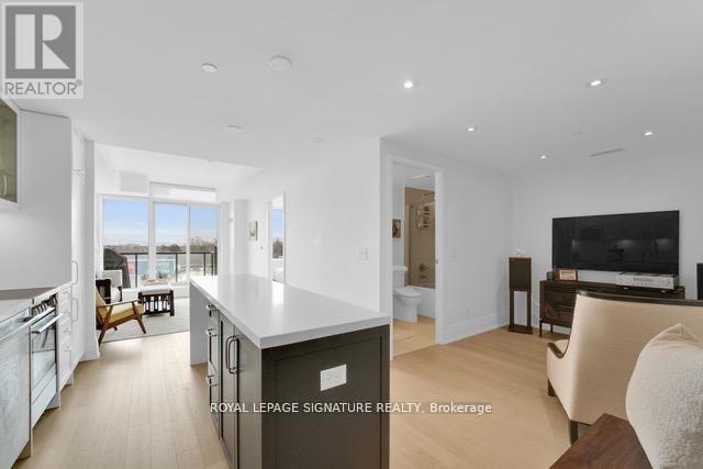 408 - 25 Malcolm Road, Toronto, Ontario  M4G 0C1 - Photo 2 - C13027010