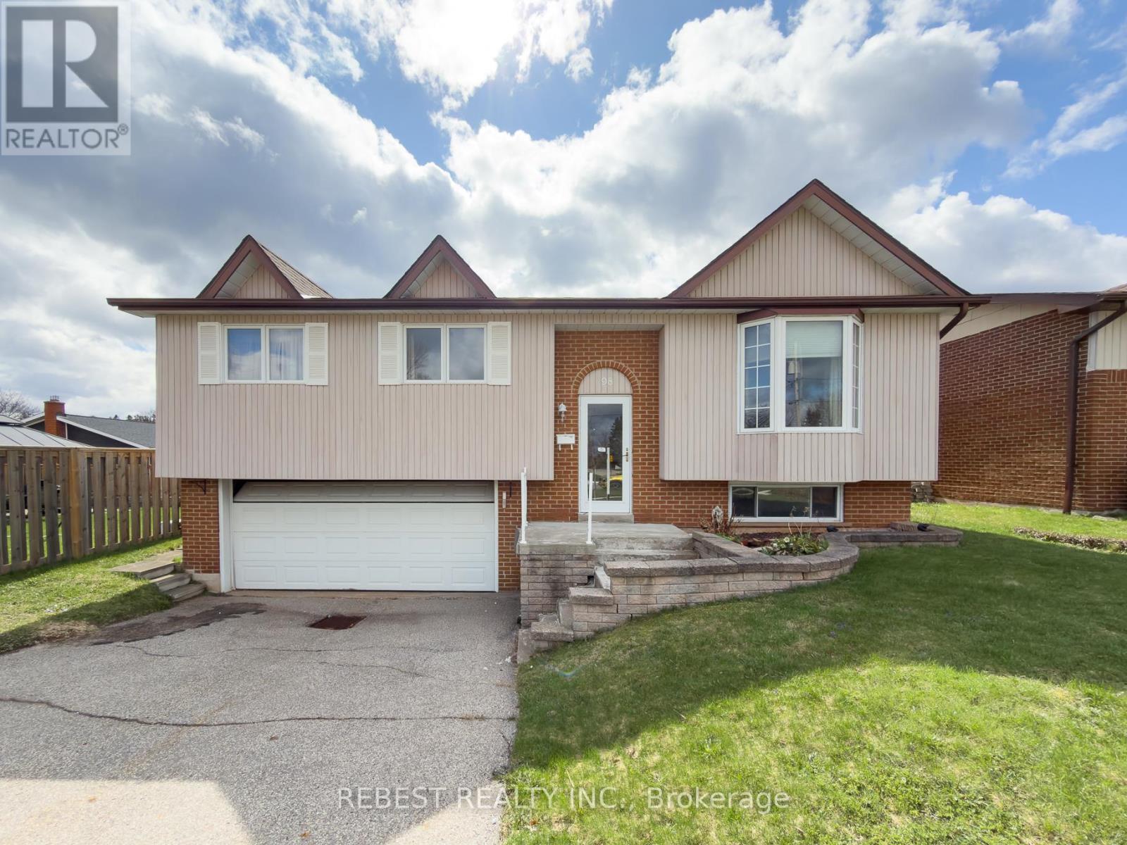 98 COBBLEHILL ROAD, Halton Hills, Ontario