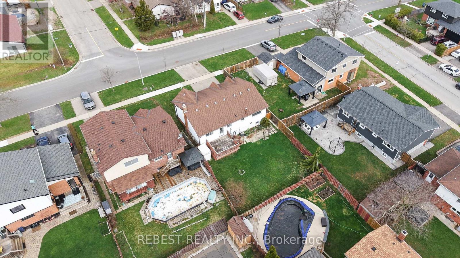 98 Cobblehill Road, Halton Hills, Ontario  L7J 1P3 - Photo 7 - W13003330