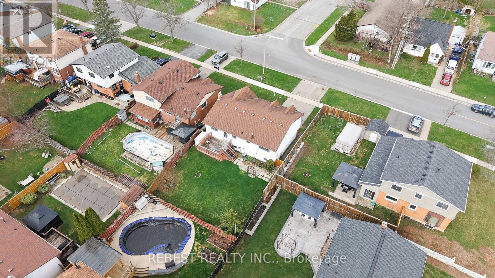 98 Cobblehill Road, Halton Hills, Ontario  L7J 1P3 - Photo 9 - W13003330