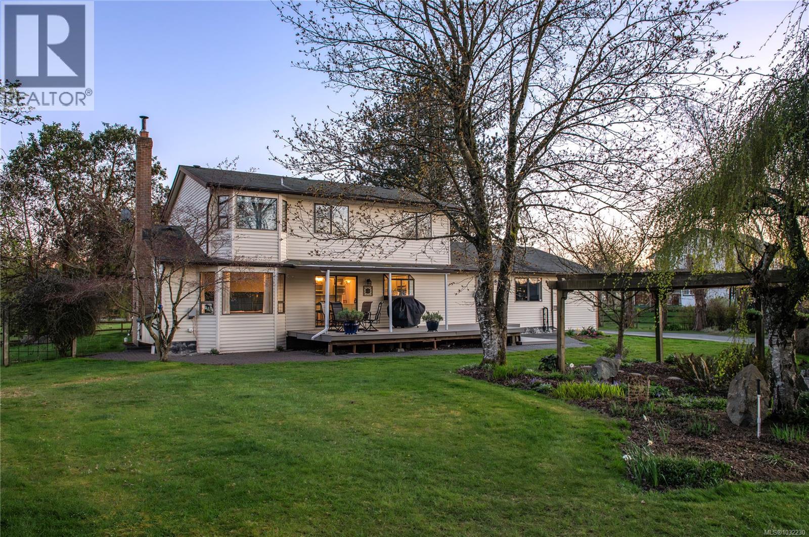 2054 Evergreen Rd, Campbell River, British Columbia  V9W 7L1 - Photo 3 - 1032230