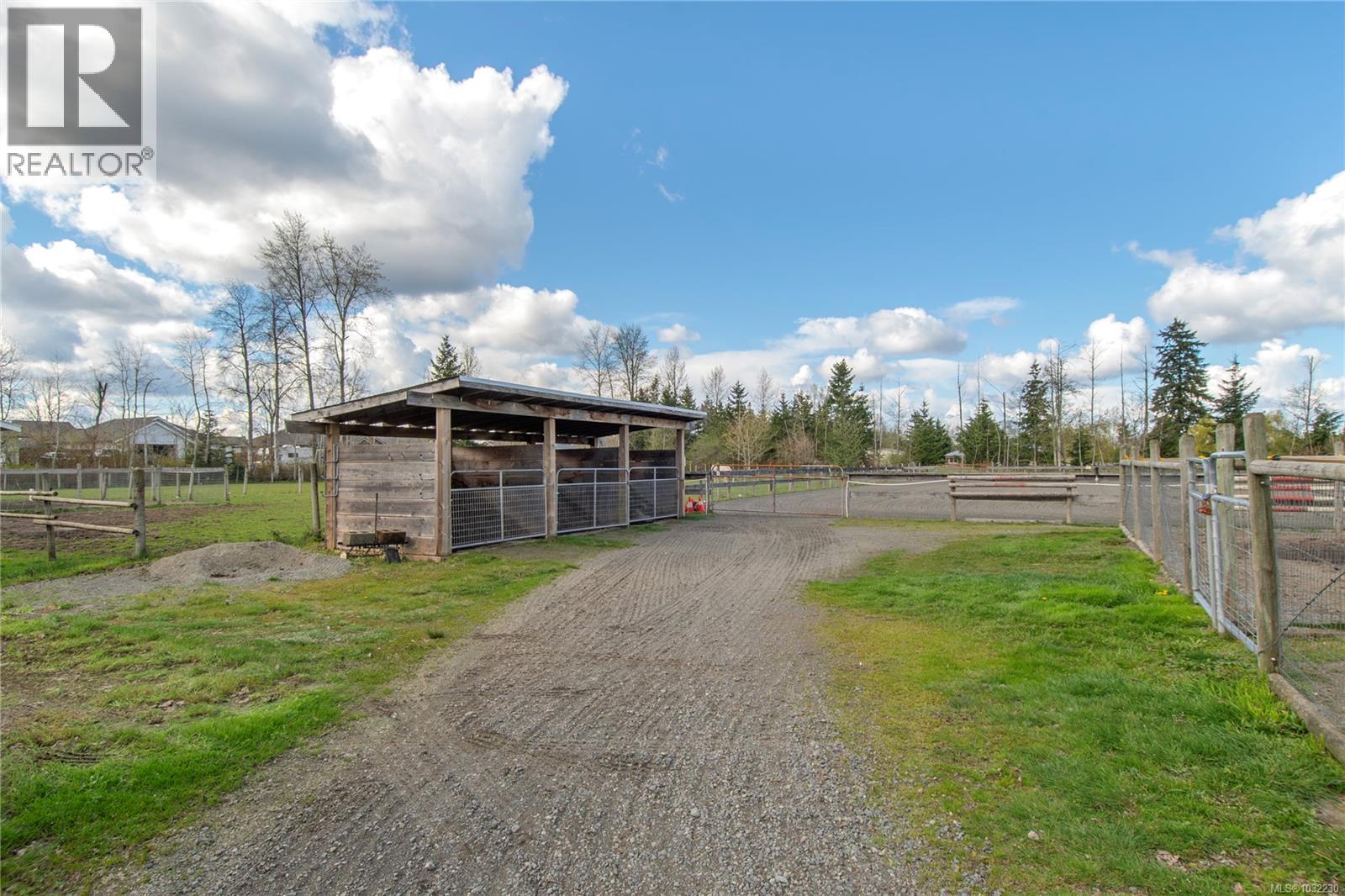 2054 Evergreen Rd, Campbell River, British Columbia  V9W 7L1 - Photo 39 - 1032230