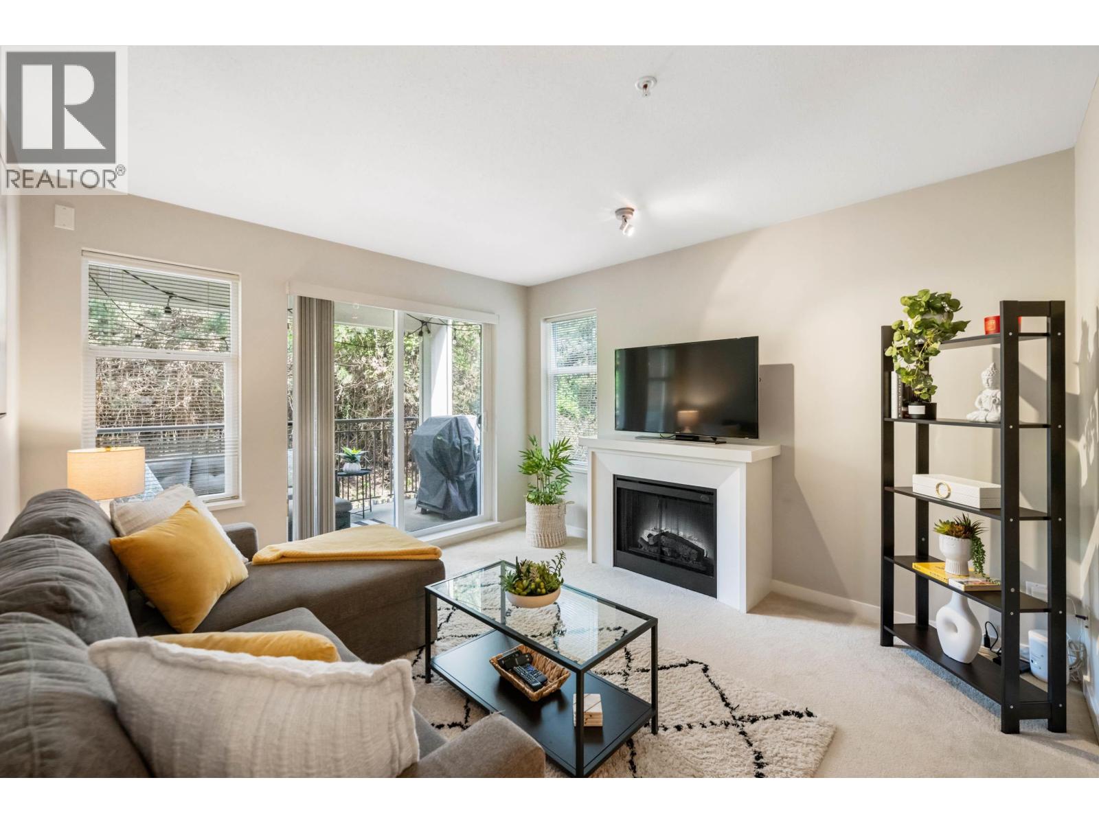 317 4799 Brentwood Drive, Burnaby, British Columbia  V5C 0C4 - Photo 6 - R3113950