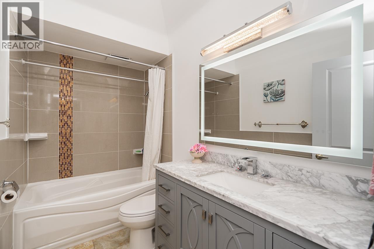 8255 18th Avenue, Burnaby, British Columbia  V3N 1K4 - Photo 25 - R3113447