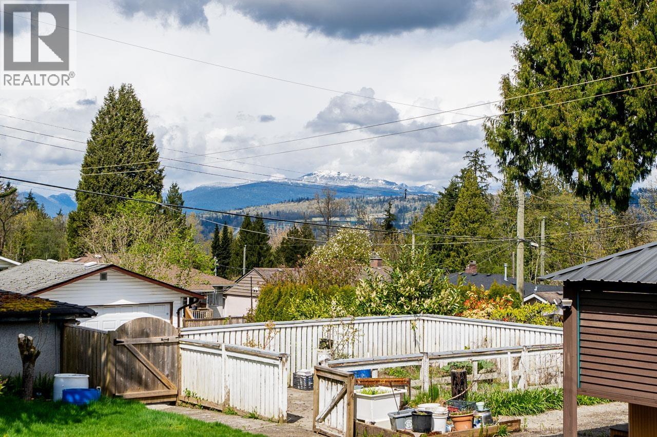 8255 18th Avenue, Burnaby, British Columbia  V3N 1K4 - Photo 36 - R3113447