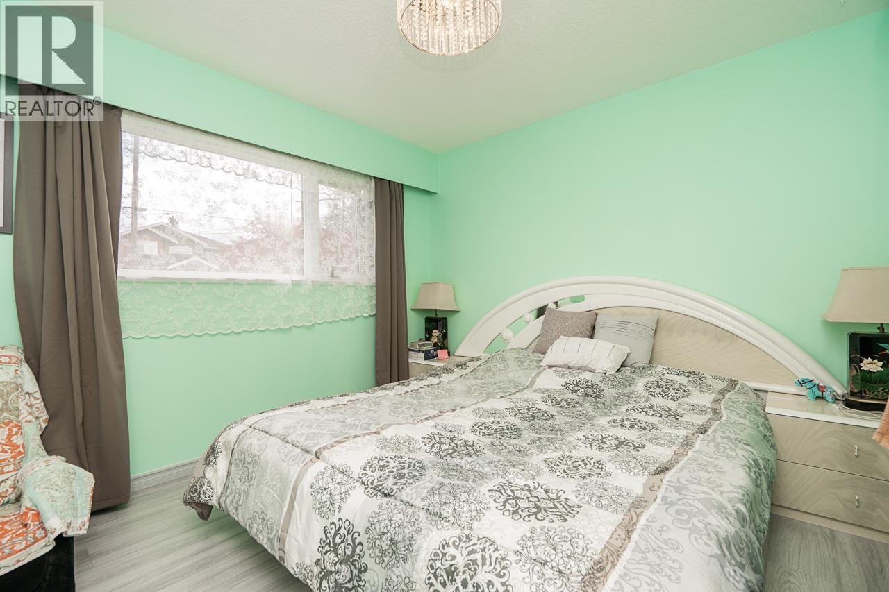 8255 18th Avenue, Burnaby, British Columbia  V3N 1K4 - Photo 21 - R3113447