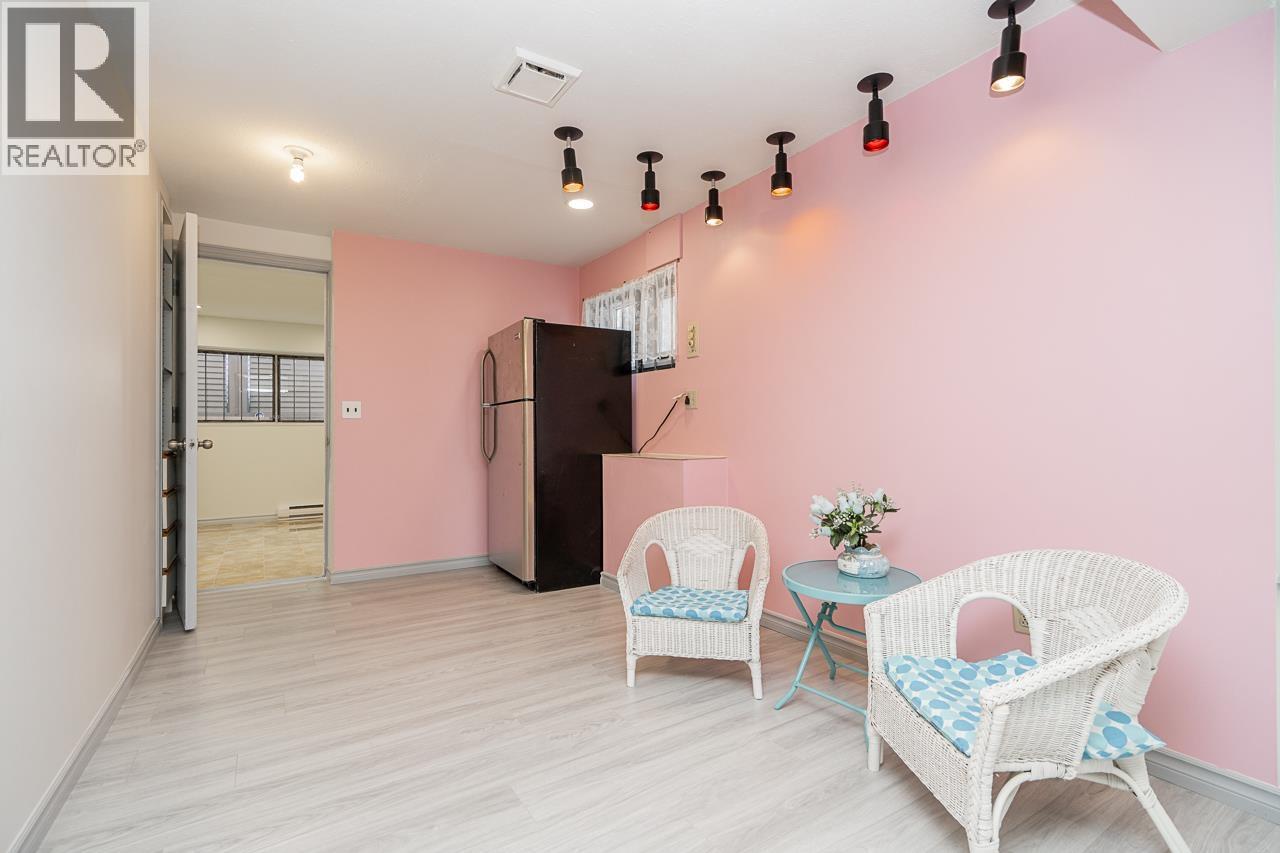 8255 18th Avenue, Burnaby, British Columbia  V3N 1K4 - Photo 23 - R3113447