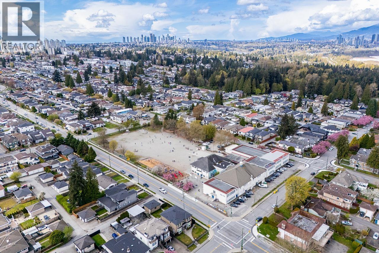 8255 18th Avenue, Burnaby, British Columbia  V3N 1K4 - Photo 38 - R3113447