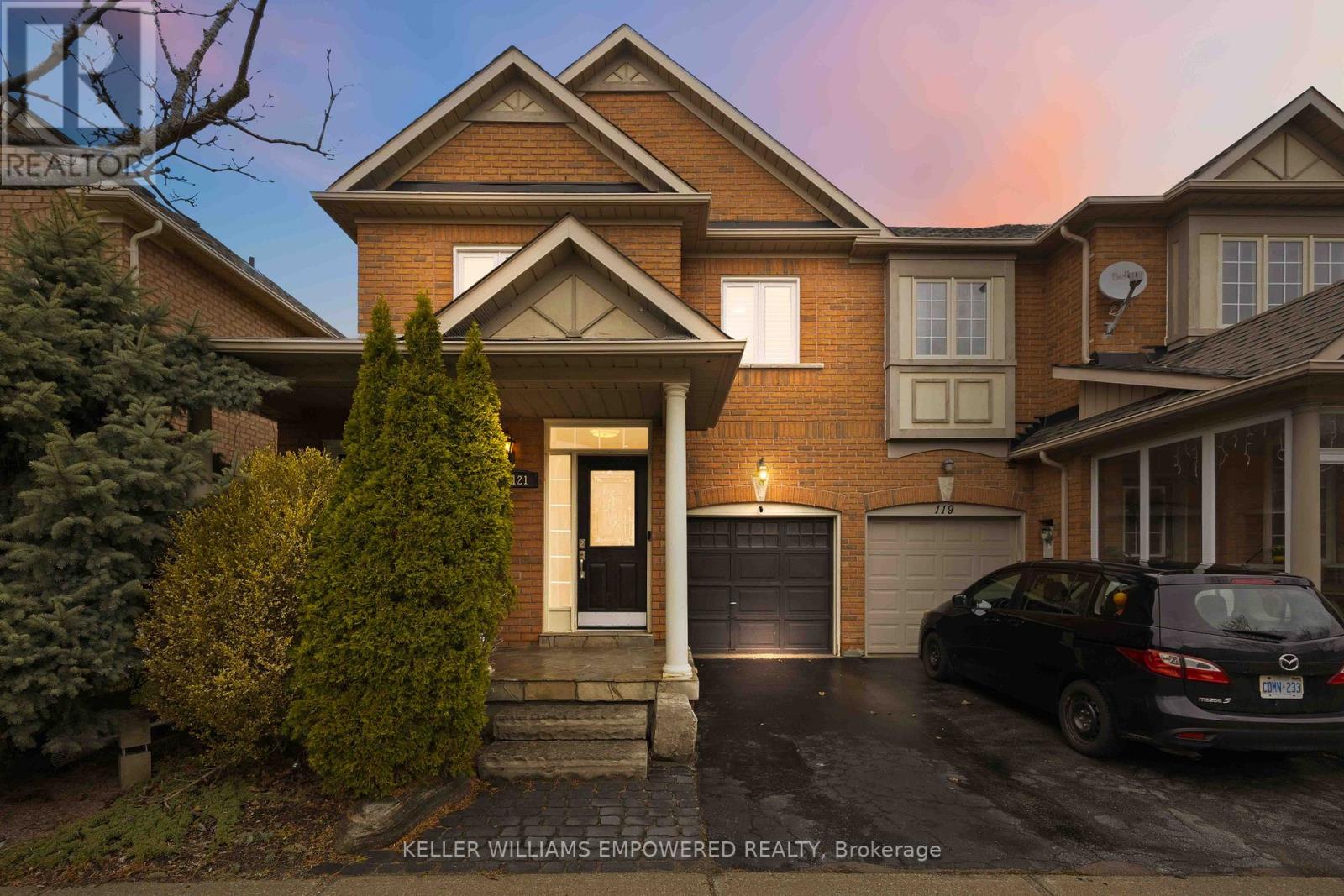 121 HOPECREST ROAD, Markham, Ontario