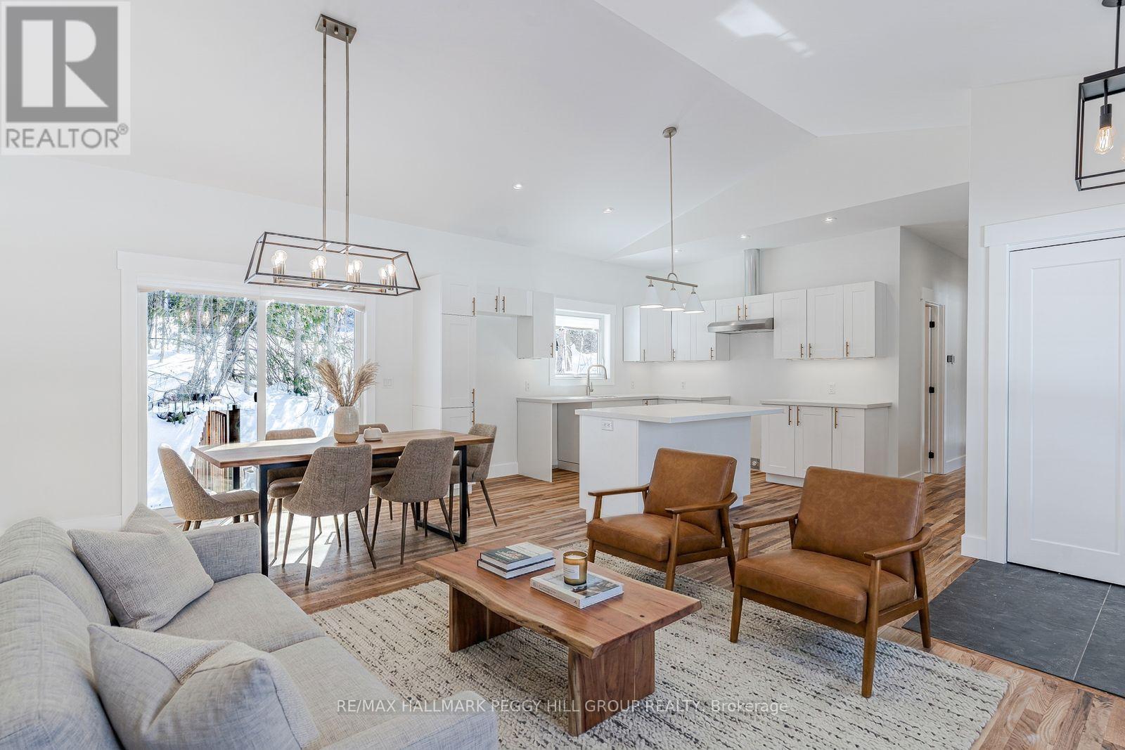 187 Albin Road, Tay (Waubaushene), Ontario  L0K 2C0 - Photo 3 - S13027012