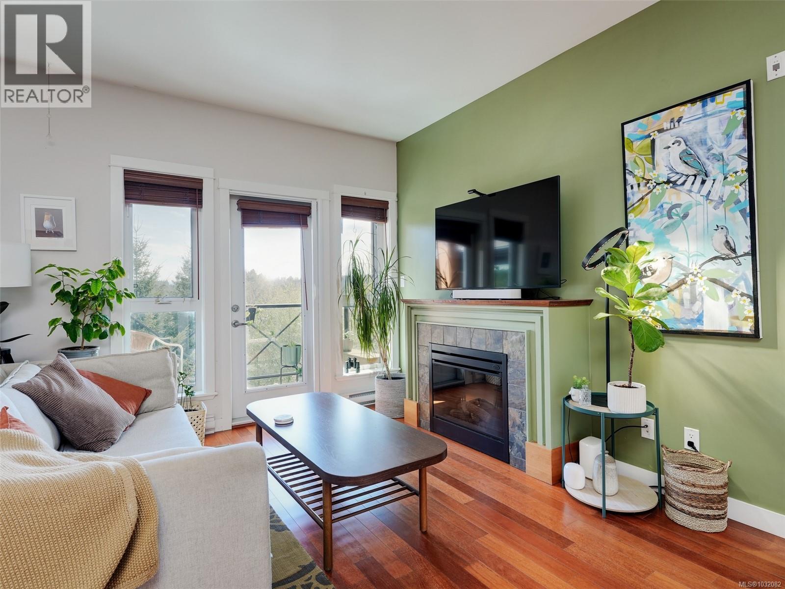 404 201 Nursery Hill Dr, View Royal, British Columbia  V9B 0H5 - Photo 3 - 1032082