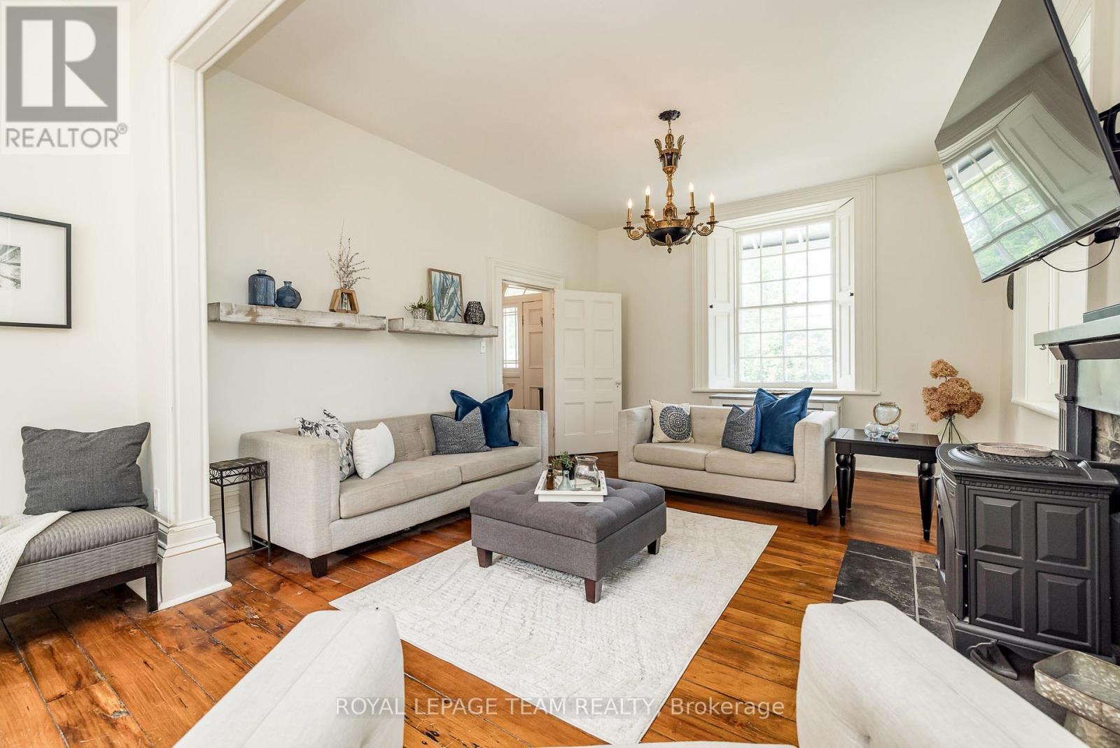 492 River Road, Mississippi Mills, Ontario  K0A 1A0 - Photo 4 - X12710650