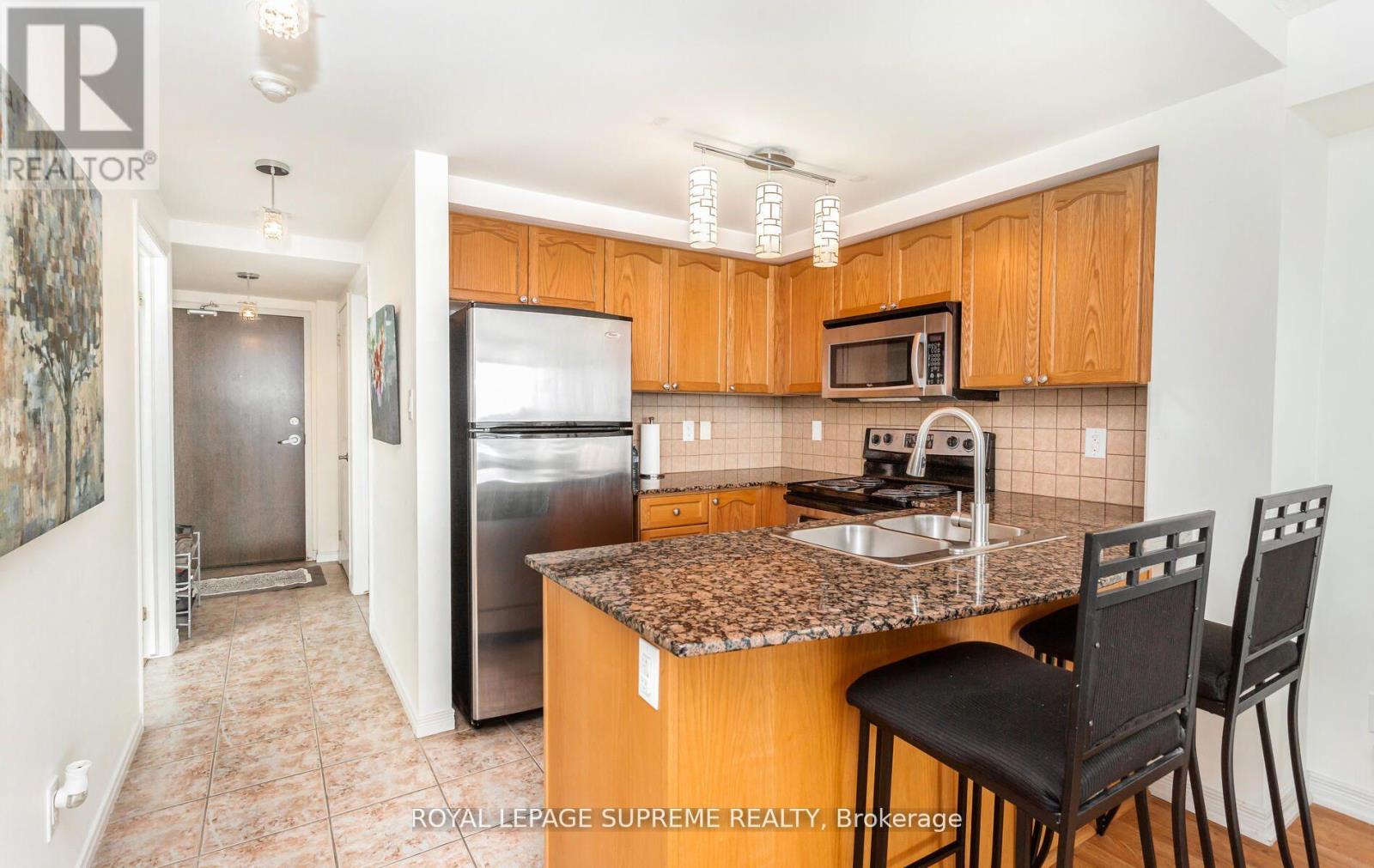 1606 - 9 George Street, Brampton, Ontario  L6X 0T6 - Photo 13 - W13026812