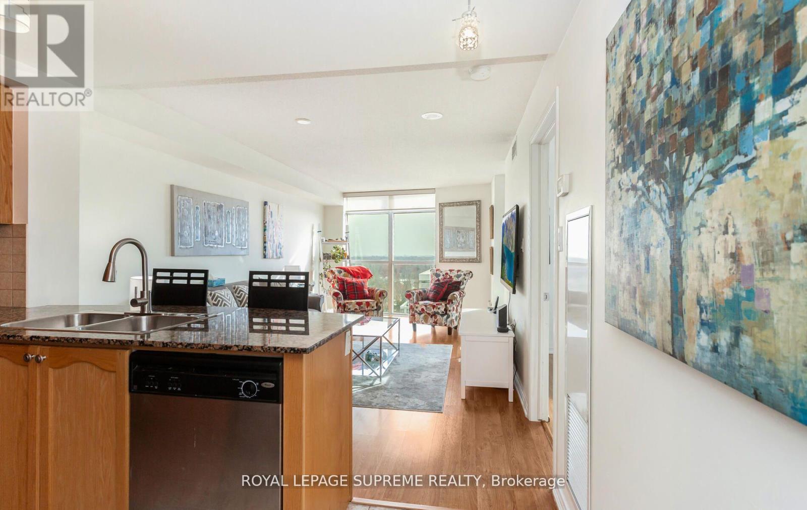 1606 - 9 George Street, Brampton, Ontario  L6X 0T6 - Photo 5 - W13026812