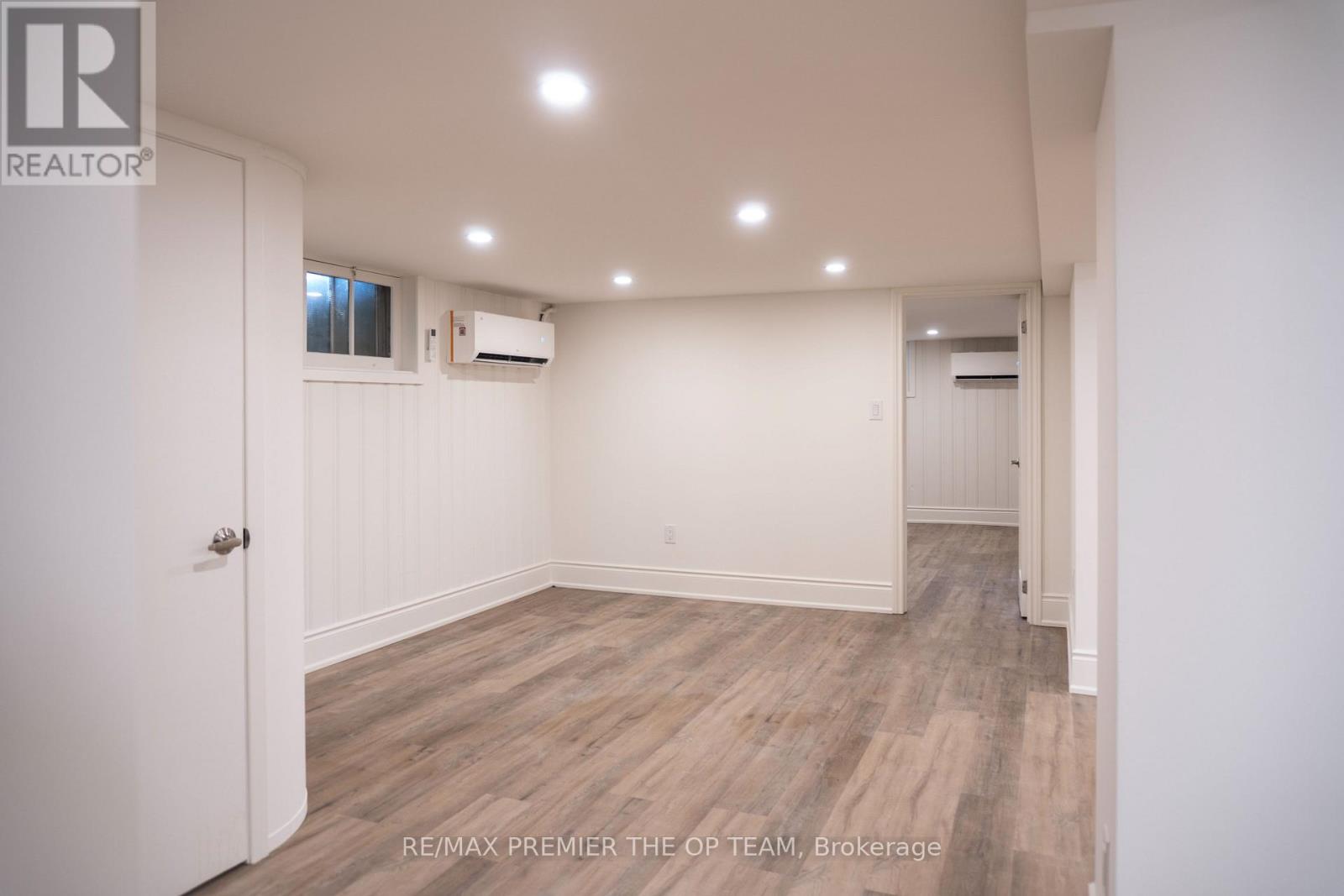 Lower - 148 Martin Grove Road, Toronto, Ontario  M9B 4K9 - Photo 3 - W13026820