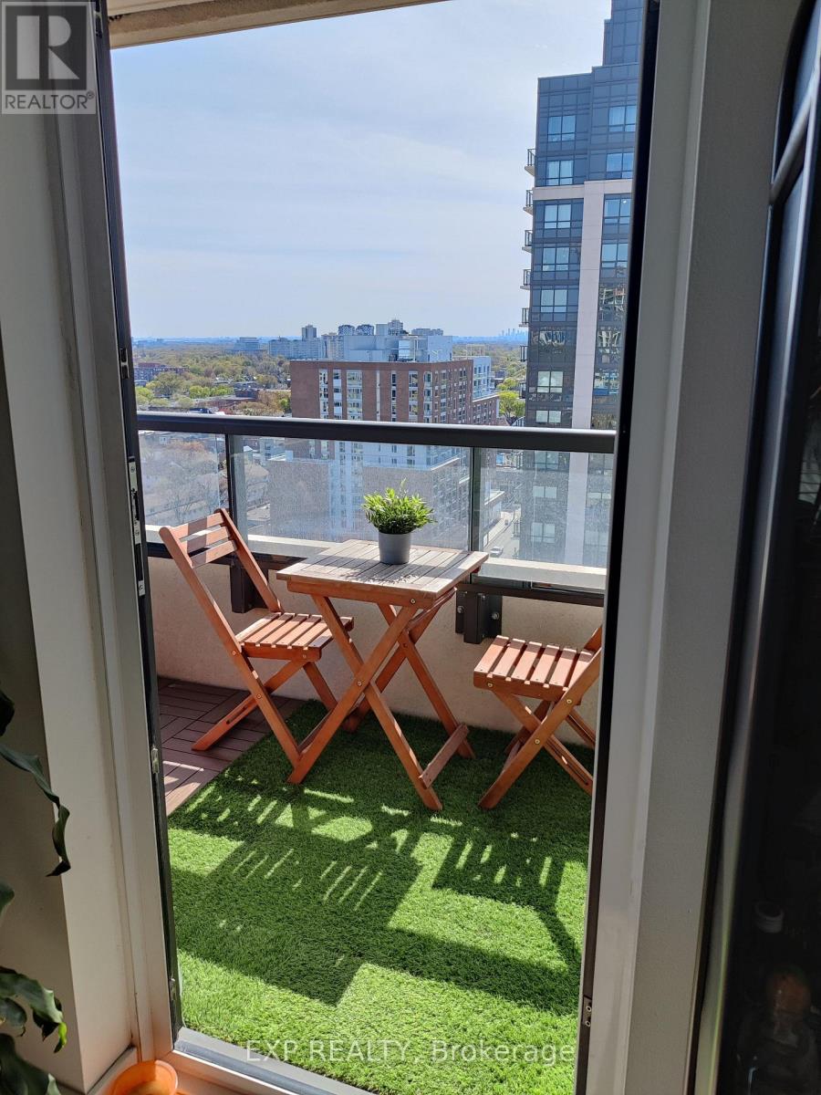 1806 - 1410 Dupont Street, Toronto, Ontario  M6H 0B6 - Photo 11 - W13026856