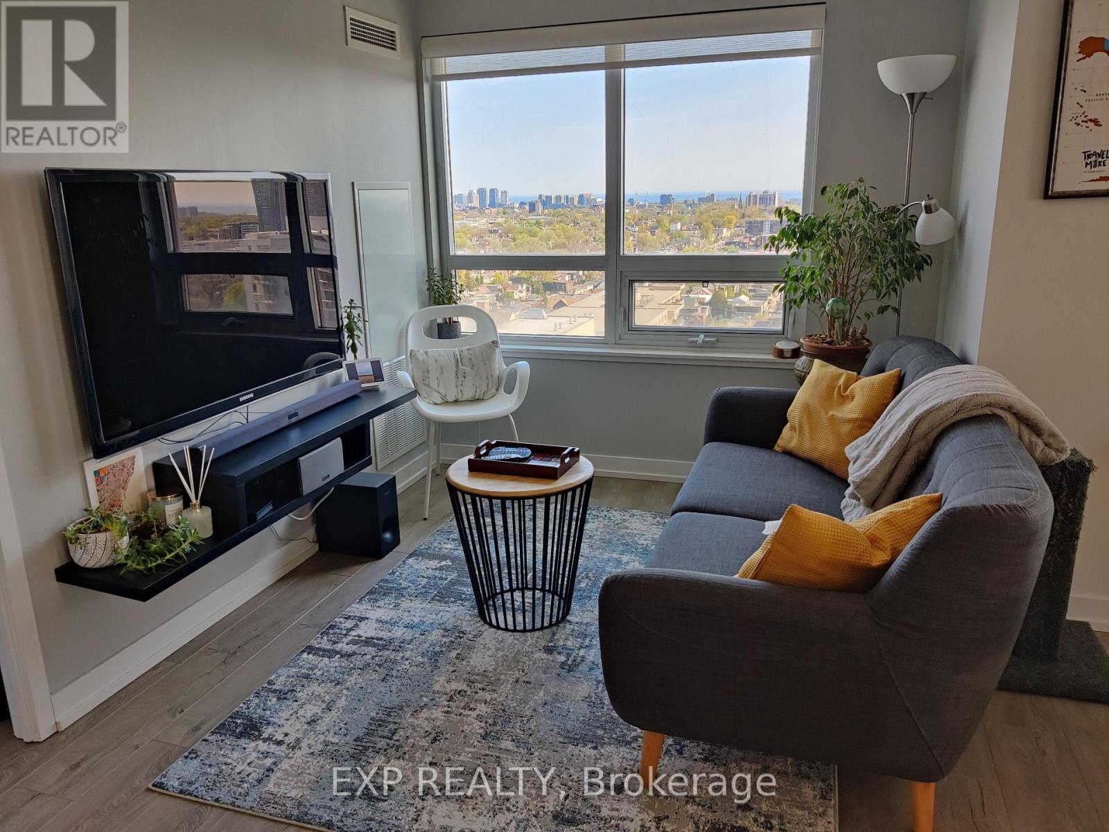 1806 - 1410 Dupont Street, Toronto, Ontario  M6H 0B6 - Photo 7 - W13026856