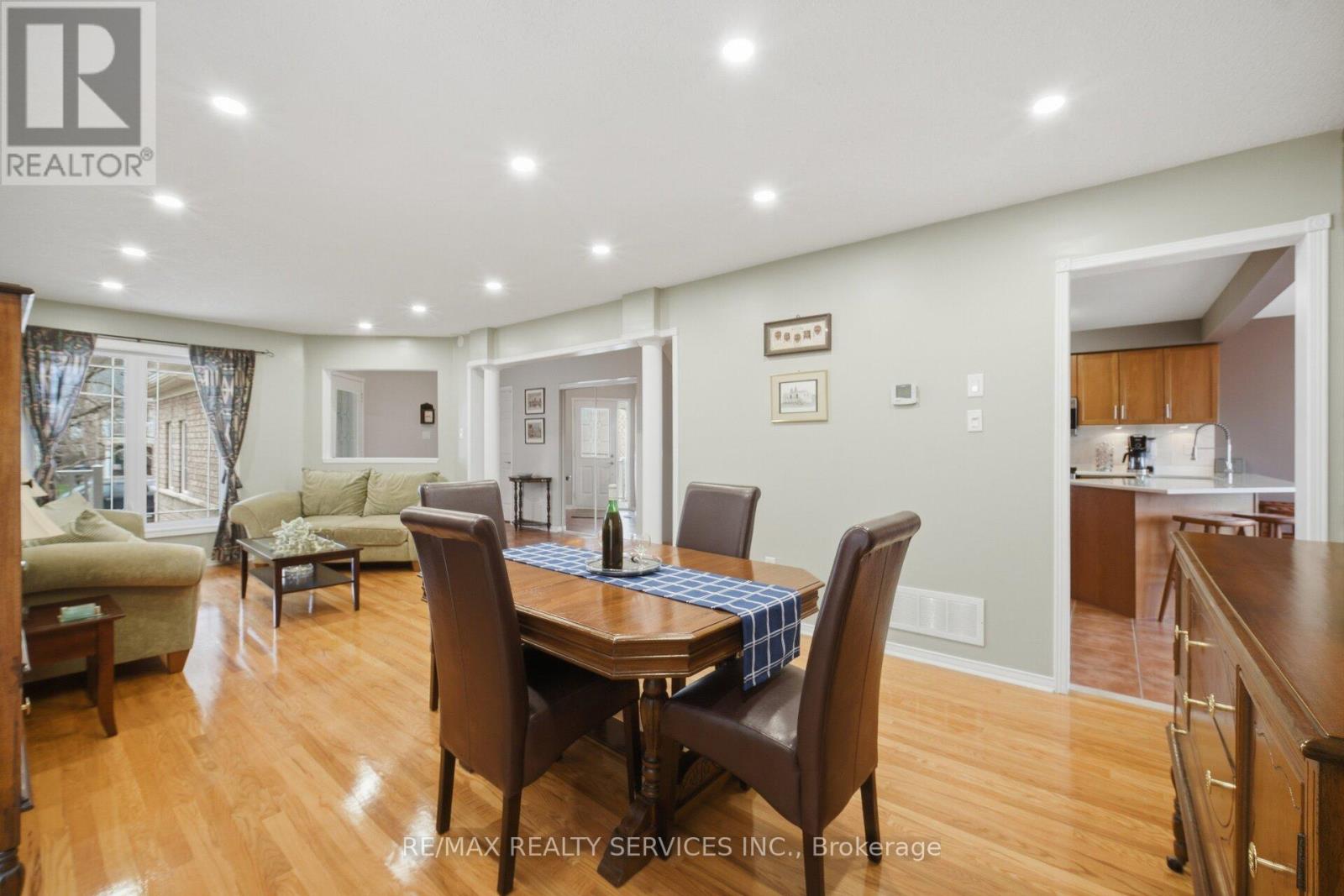 252 Vintage Gate, Brampton, Ontario  L6X 5B7 - Photo 11 - W13026918