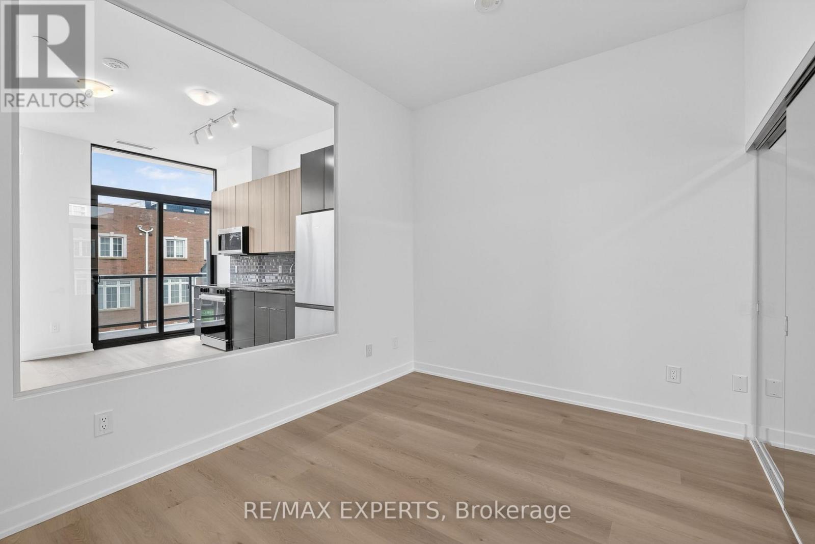 204 - 2075 Lakeshore Road, Burlington, Ontario  L7R 1E2 - Photo 24 - W13026922