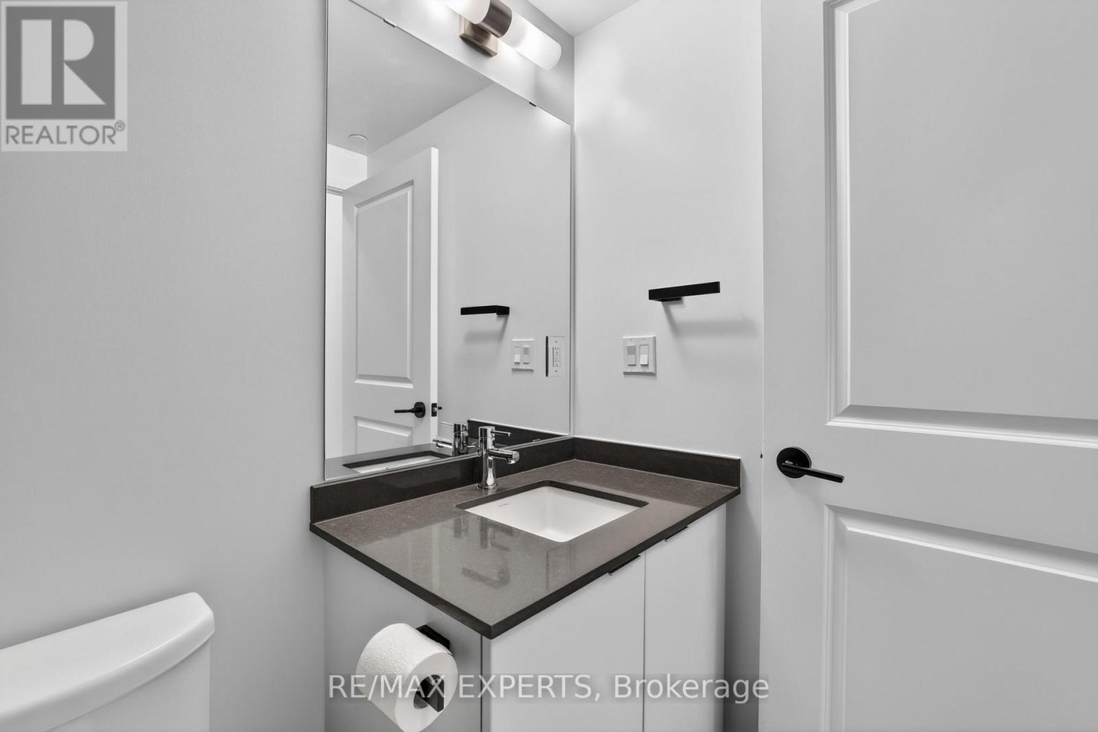 204 - 2075 Lakeshore Road, Burlington, Ontario  L7R 1E2 - Photo 28 - W13026922