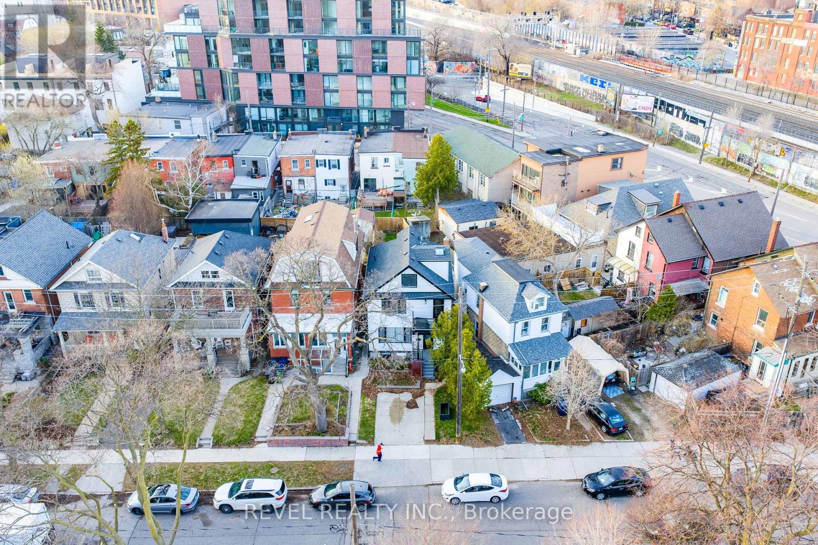 36 Humberside Avenue, Toronto, Ontario  M6P 1J7 - Photo 27 - W13026990