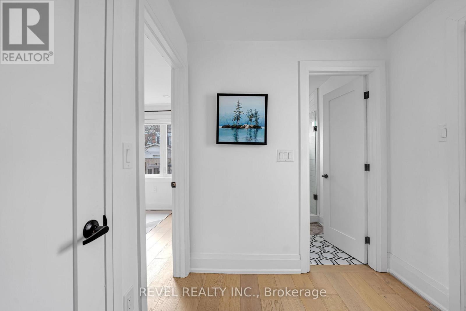 36 Humberside Avenue, Toronto, Ontario  M6P 1J7 - Photo 7 - W13026990