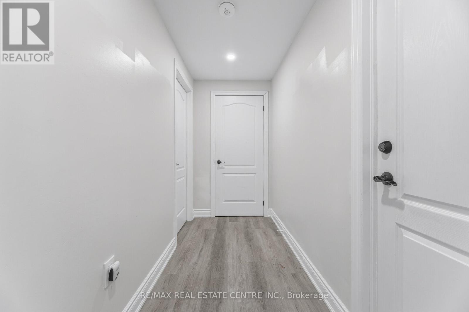 Basement Only - 544-1 Beam Court, Milton, Ontario  L9E 1L4 - Photo 10 - W13027052