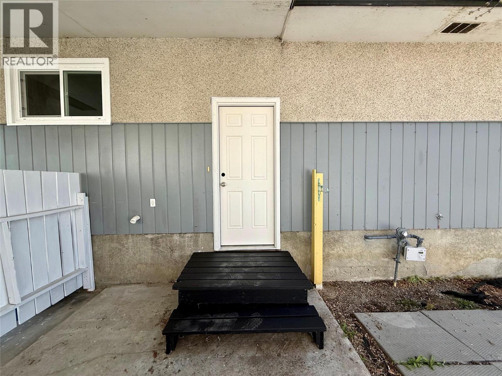 313 11th Street S, Cranbrook, British Columbia  V1C 1V1 - Photo 4 - 10379437