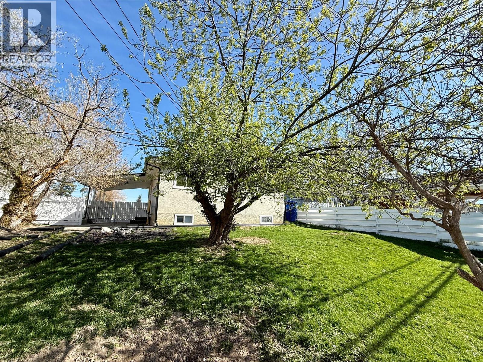 313 11th Street S, Cranbrook, British Columbia  V1C 1V1 - Photo 6 - 10379437