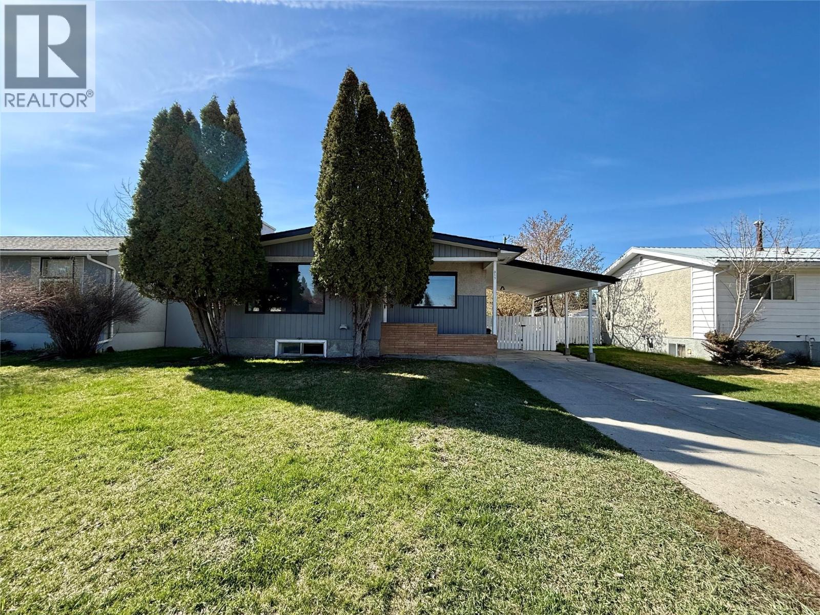 313 11th Street S, Cranbrook, British Columbia  V1C 1V1 - Photo 2 - 10379437